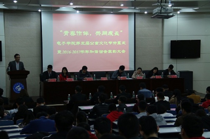 1509699505106026.jpg E40FC8D2894B157AC3A16A667BE63EA1.jpg